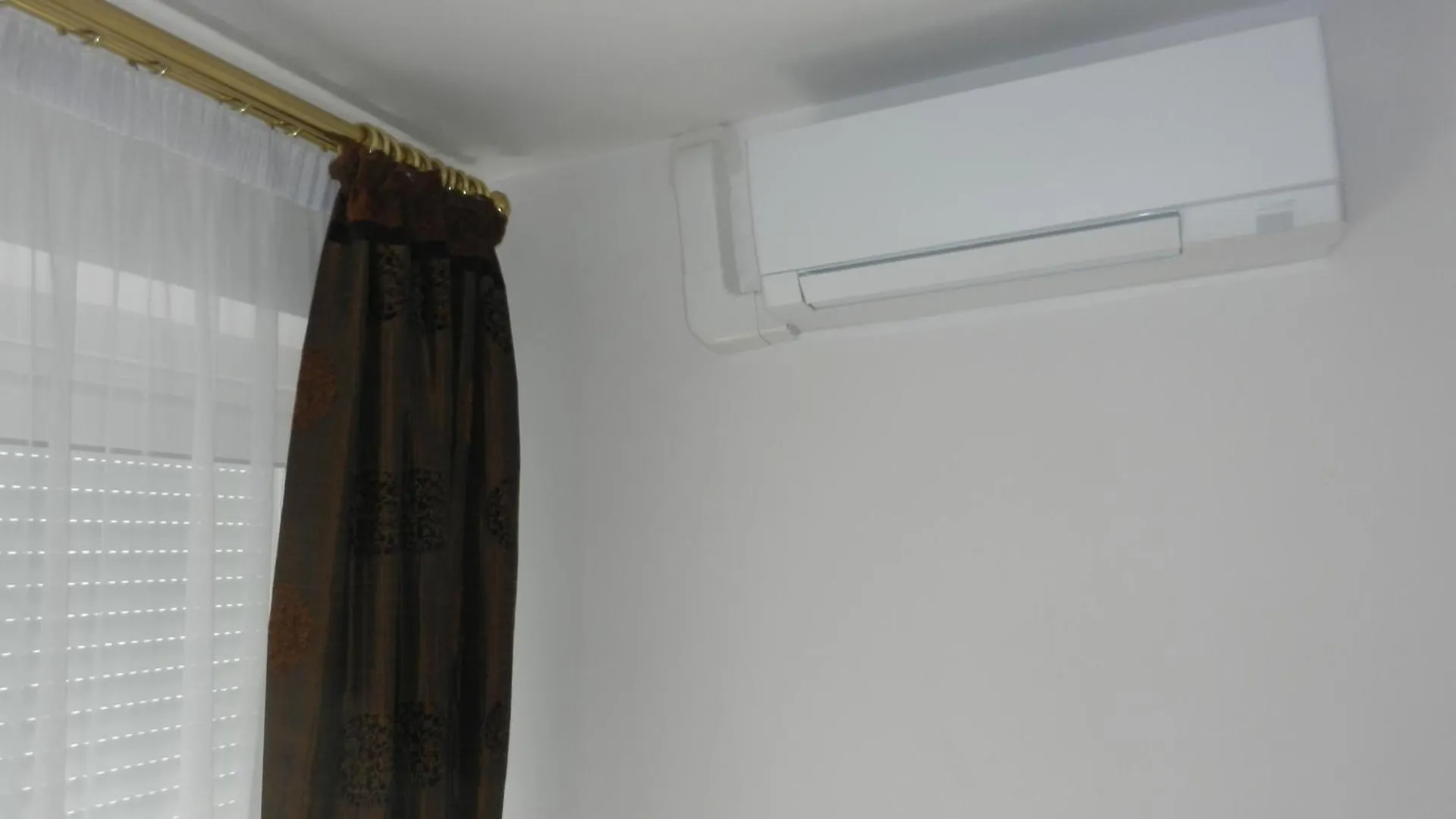 Deux Pieces De Standing, Climatise Appartement Parijs