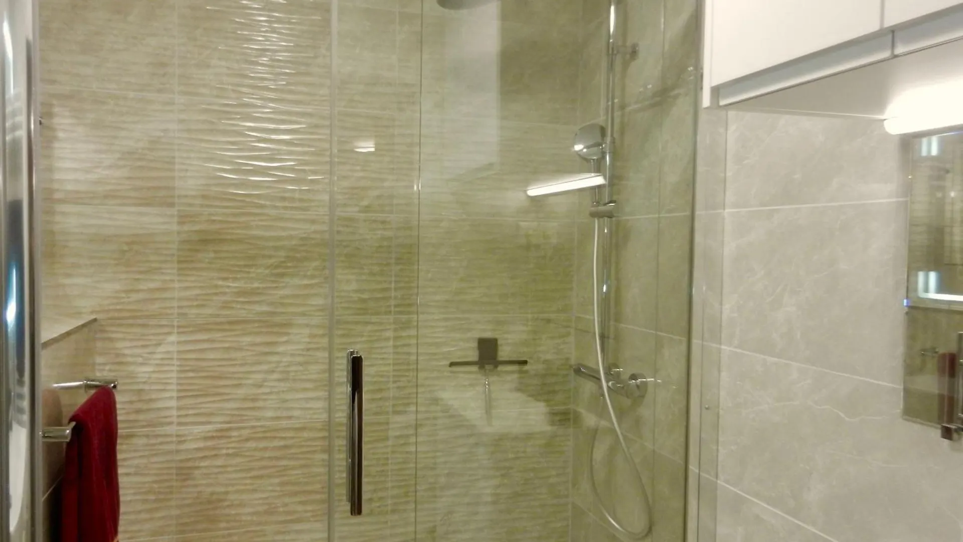 Deux Pieces De Standing, Climatise Apartment Paris